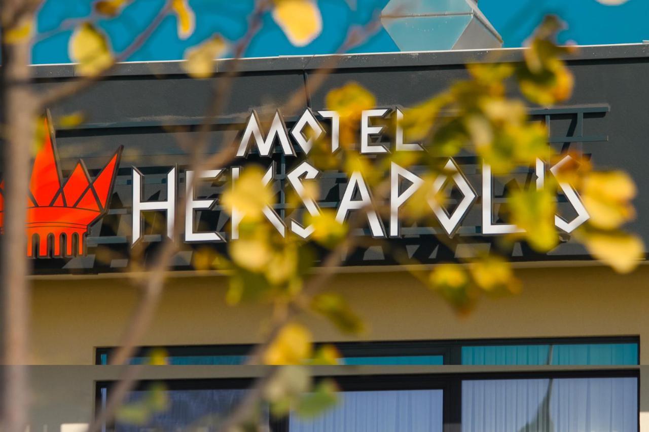Motel Heksapolis Tavsancil 外观 照片